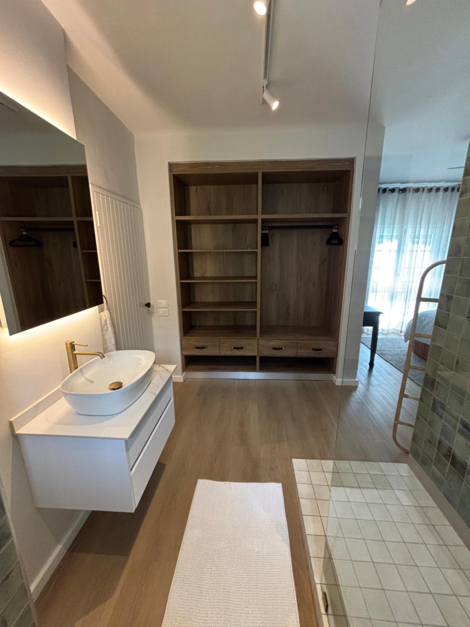 Santorini Luxe Apartment Ballito